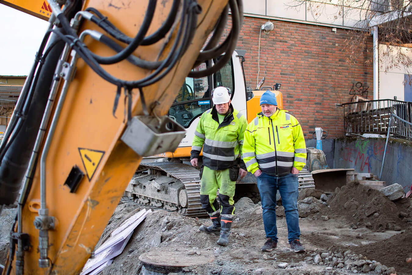 Torgeir Lian og Rolf Inge på oppdrag.